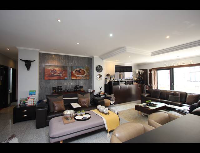 3 BEDROOM APARTMENT TO LET IN BEDFORD GARDENS